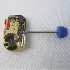 Абсолютно новый оригинальный импортный кварцевый механизм V8 ETA.280.002 Кварцевый механизм 280.002 Аксессуары для часов с 5 драгоценностями
